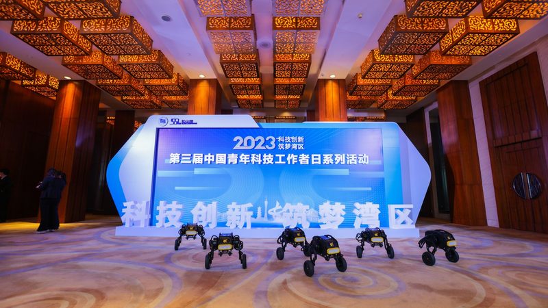 金融行业数据中台：构建高效大数据平台的五大关键要素